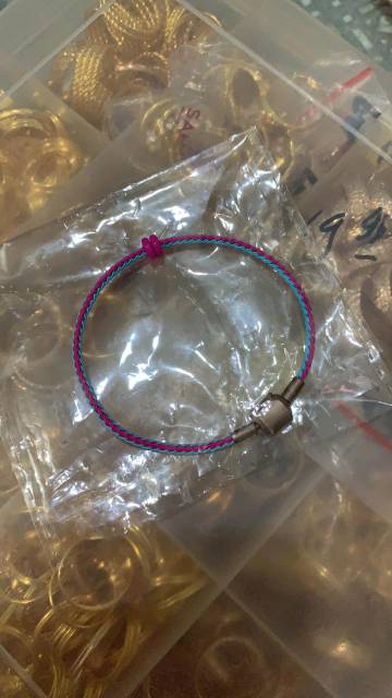 Gelang tangan liontin kalung huruf abjad miami ubs anak dan dewasa emas asli kadar 700 70% A B C D E F G H I J K L M