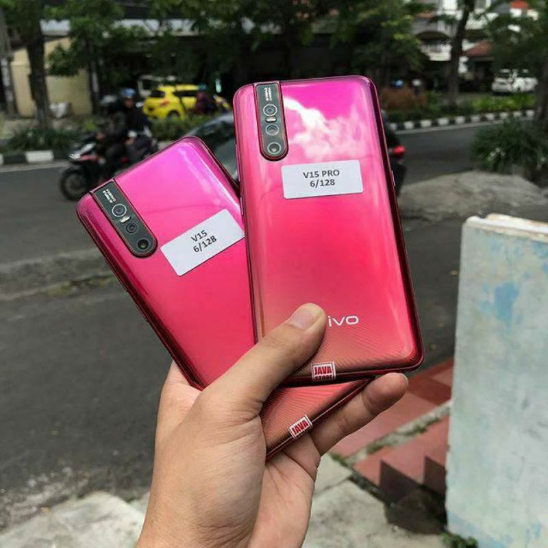 vivo v15 pro ram 6gb internal 128gb second garansi resmi panjang