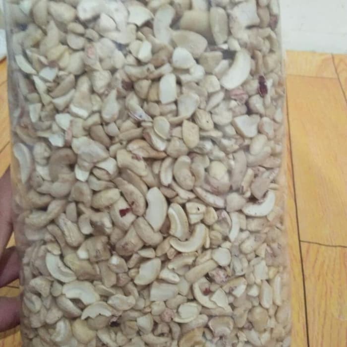 

Kacang Mete Pecah [Repack] 1/2 KG