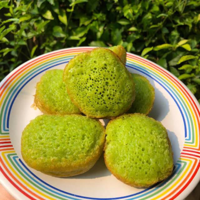 

Bika Ambon Pandan