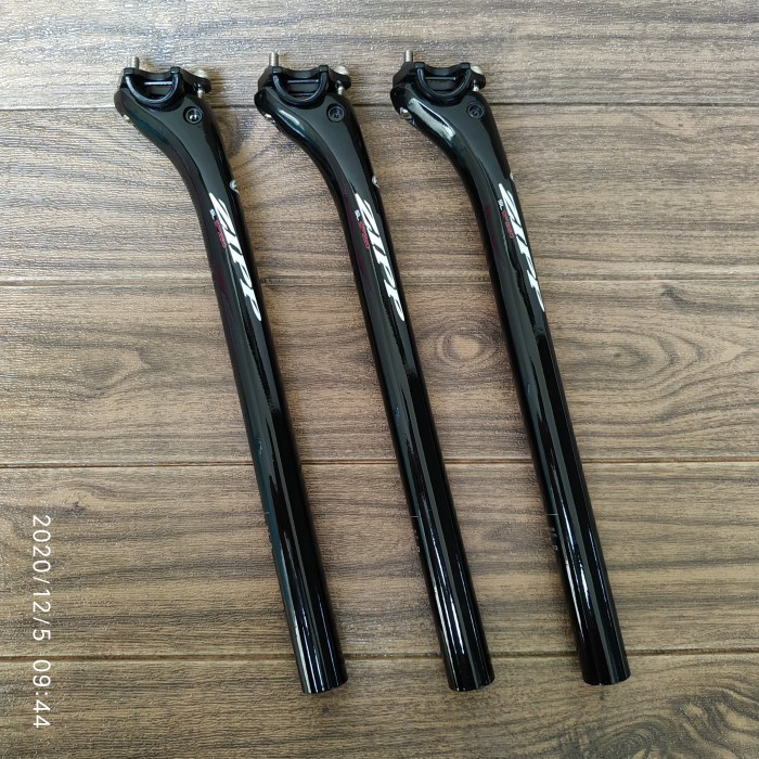 SEATPOST ZIPP CARBON 27.2MM SET BACK UD GLOSSY BLACK