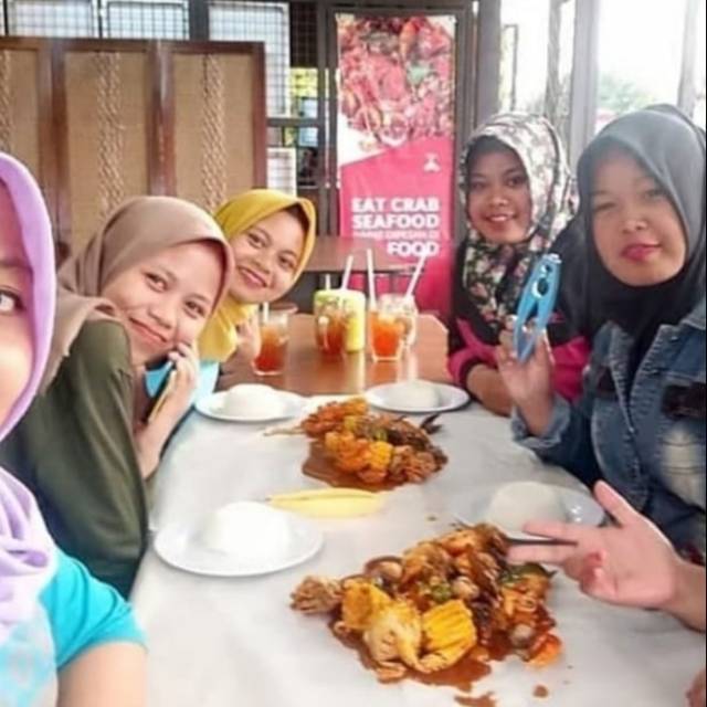 

Kertas laminasi seafood 76 x 66 cm 125 lembar