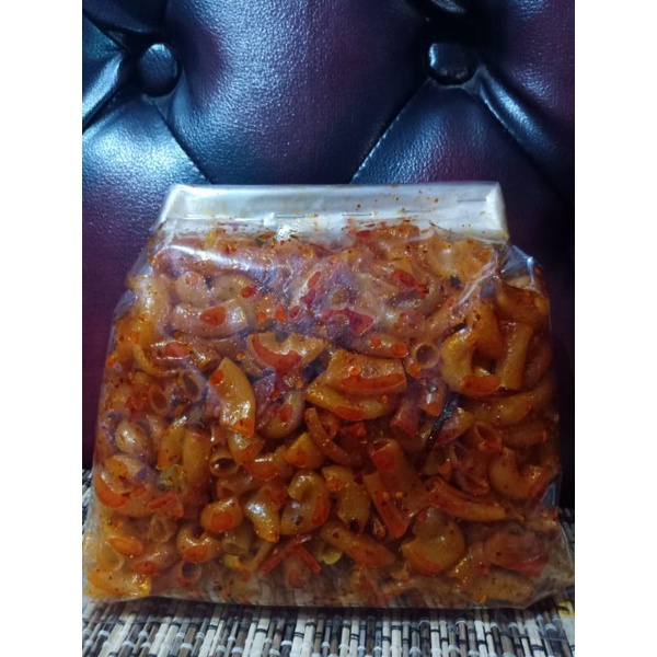 

SEBLAK MAKARONI EXTRA PEDAS DAUN JERUK 500GRAM