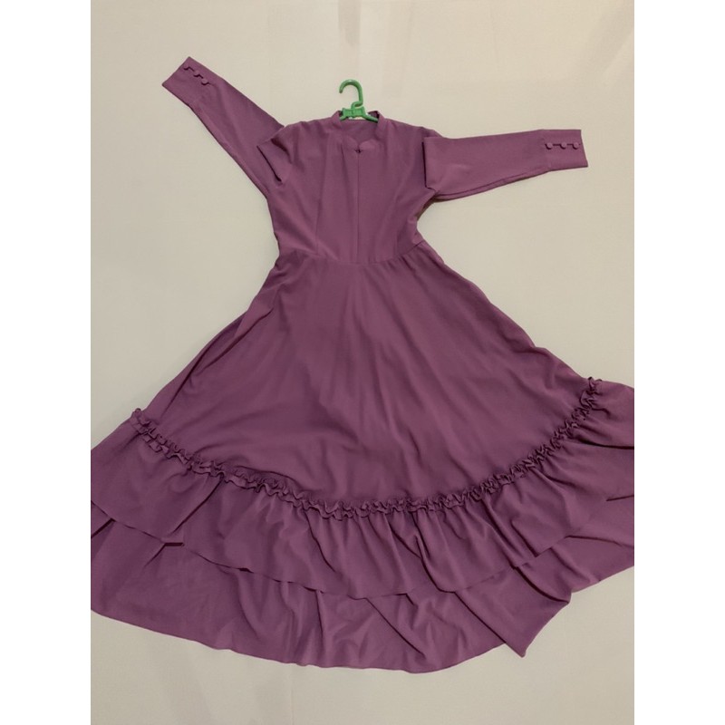 Like New Yumna kriwil dress from kiciks muslimah