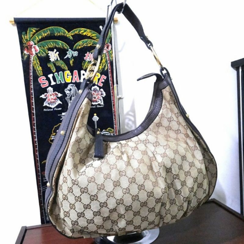 gucci hobo canvas bag preloved
