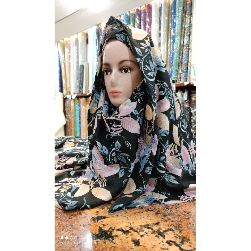 Kain Voal Soft Monalisa Hitam