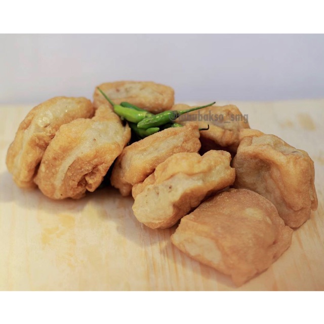 

Tahu Bakso Ikan Bu Ning khas Semarang asli