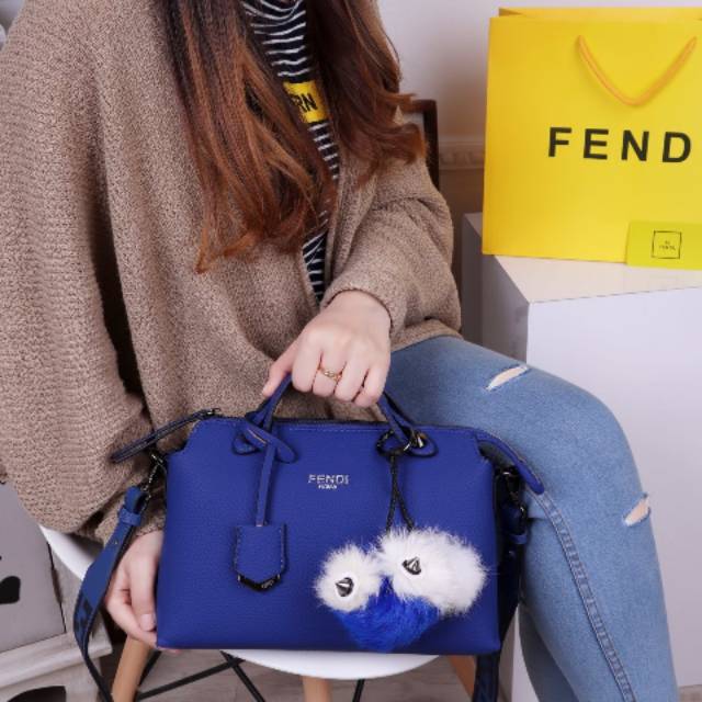 Tas Fendi box