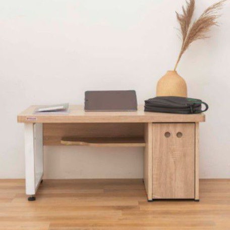 MEJA LESEHAN ELEGAN MEJA LAPTOP MEJA BELAJAR MEJA BACA TERLARIS TERMURAH TERPERCAYA 602. MEJA KOMPUT