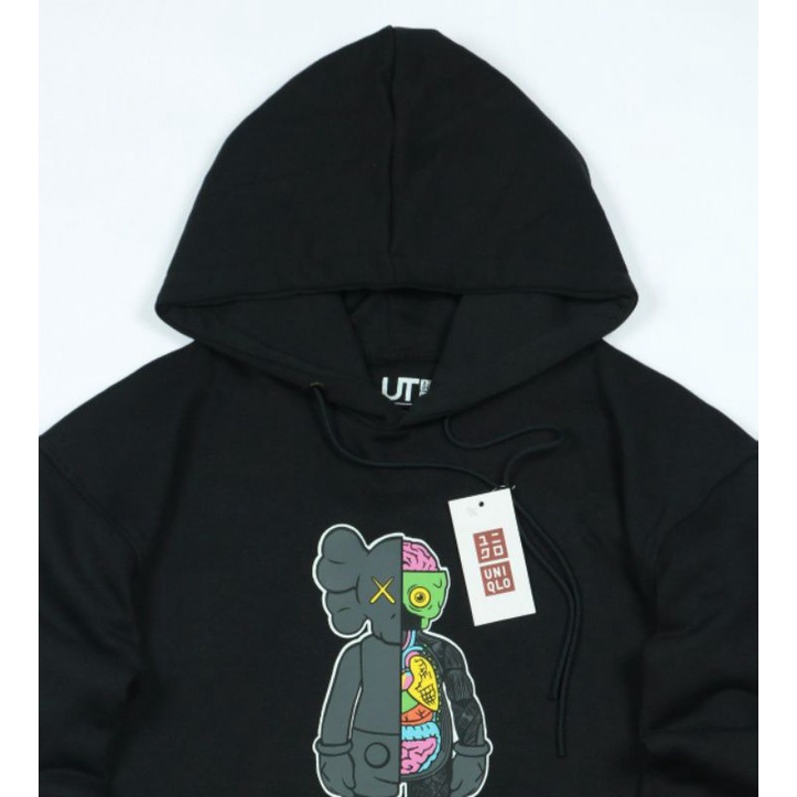 HOODIE UNIQLO X KAWS FULL TAG/LABEL