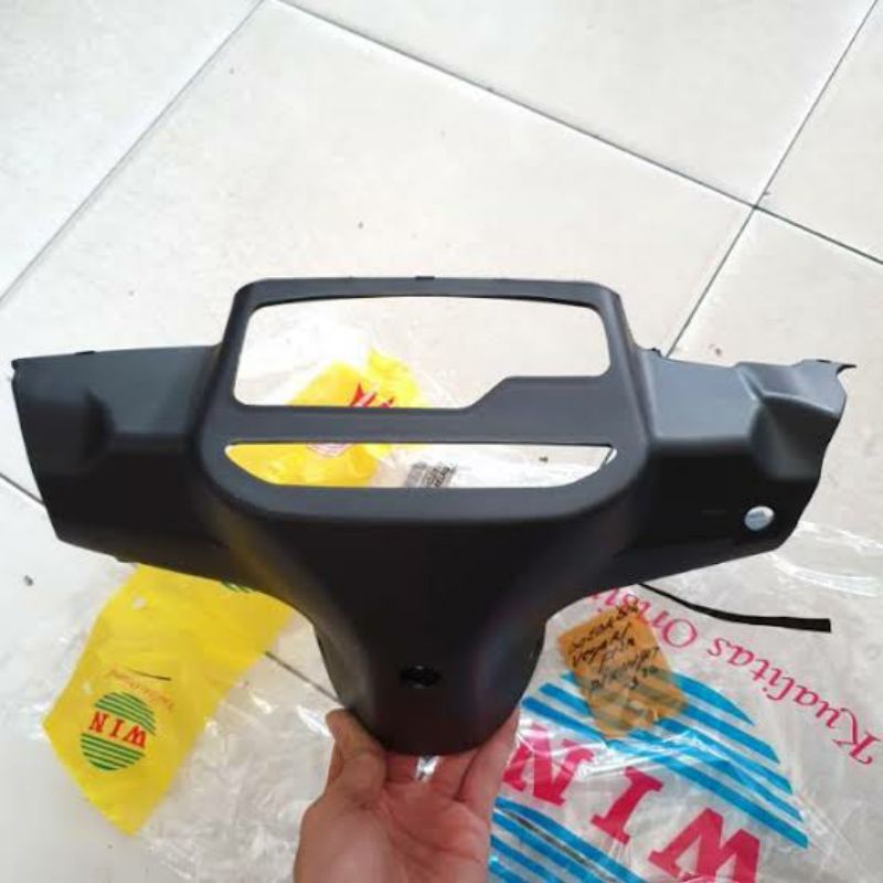 BATOK BELAKANG YAMAHA VEGA R LAMA FIZ R 2004 2005 | REAR  HANDLE COVER VEGA R LAMA FIZ R 2004 2005