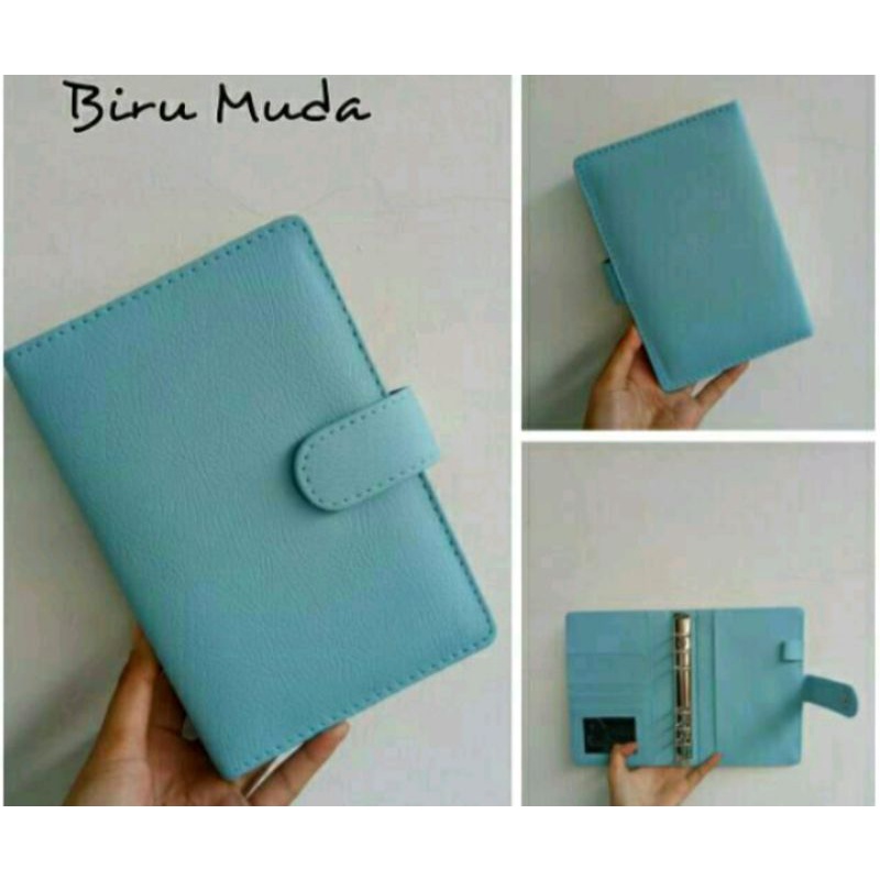 

BINDER POLOS A6 (6RING) 20 WARNA binder dompet keuangan
