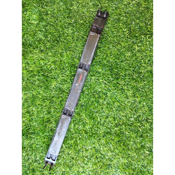 karet body leksil lekshield tengah suzuki sprinter