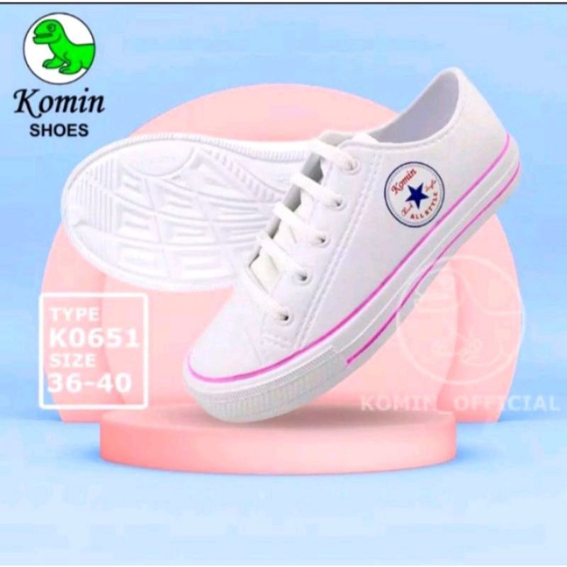 Sepatu Wanita Komin Putih Ringan Lentur