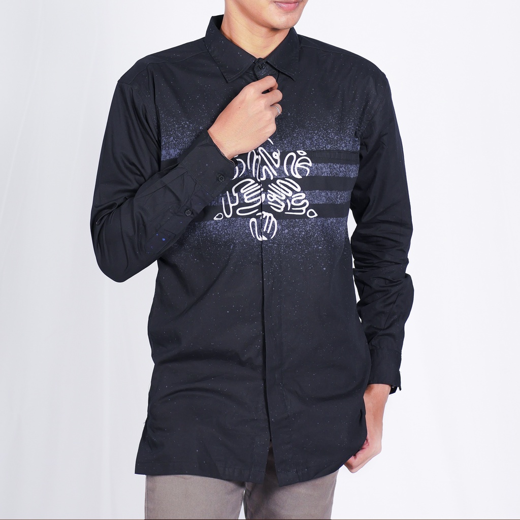 Kanjeng Denim - Kemeja Batik Serial Kaligrafi Aksara Motif Nyawiji