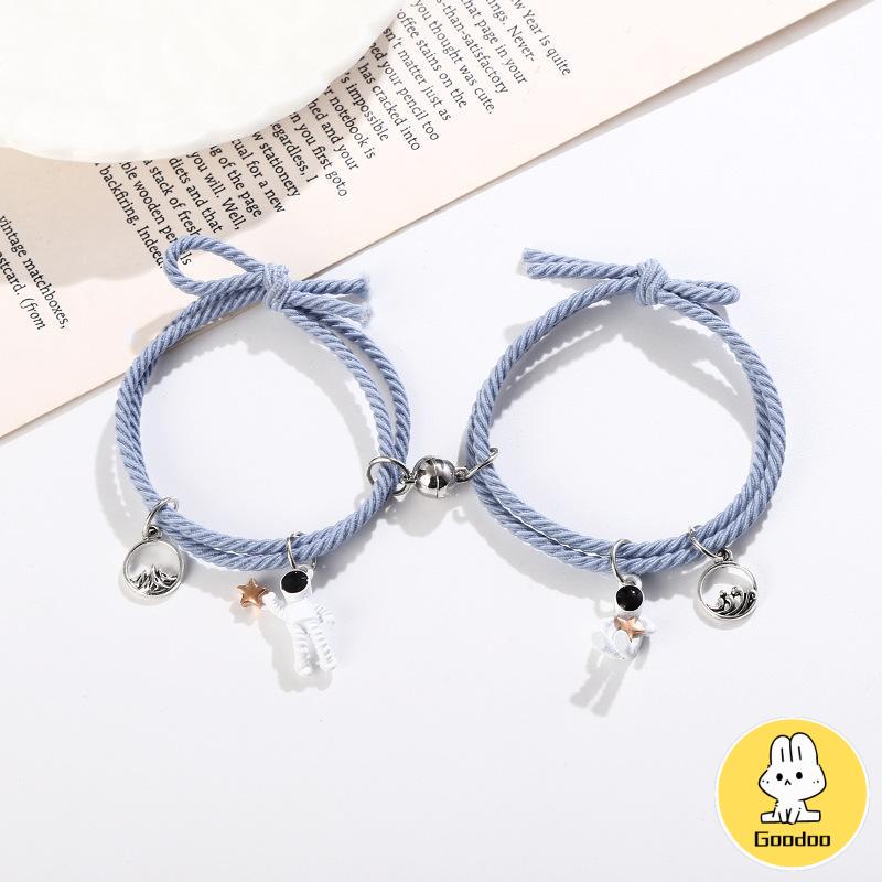 2 PCS Gelang Astronot Pasangan Korea Ins Rantai Magnet Gelang Dikepang Cinta Hadiah Lucu -Doo