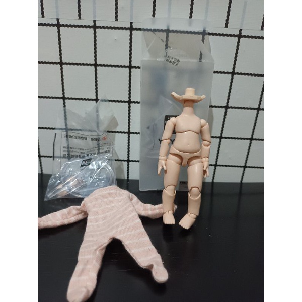 preloved ymy body milky white nendoroid clothes ymy nendoroid bib official