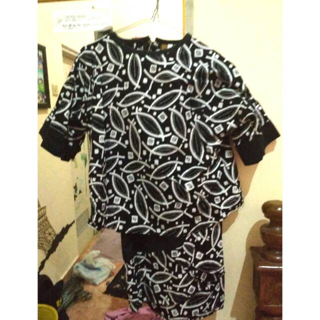 Baju Batik/ Batik wanita/ setelan batik/ pakaian wanita murah/ baju kondangan (PRELOVED)