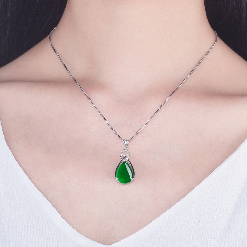 Liontin Chalcedony Gemstone Kalung Wanita Hijau Akik Liontin Berlapis Perak Pendek Klavikula Rantai Liontin