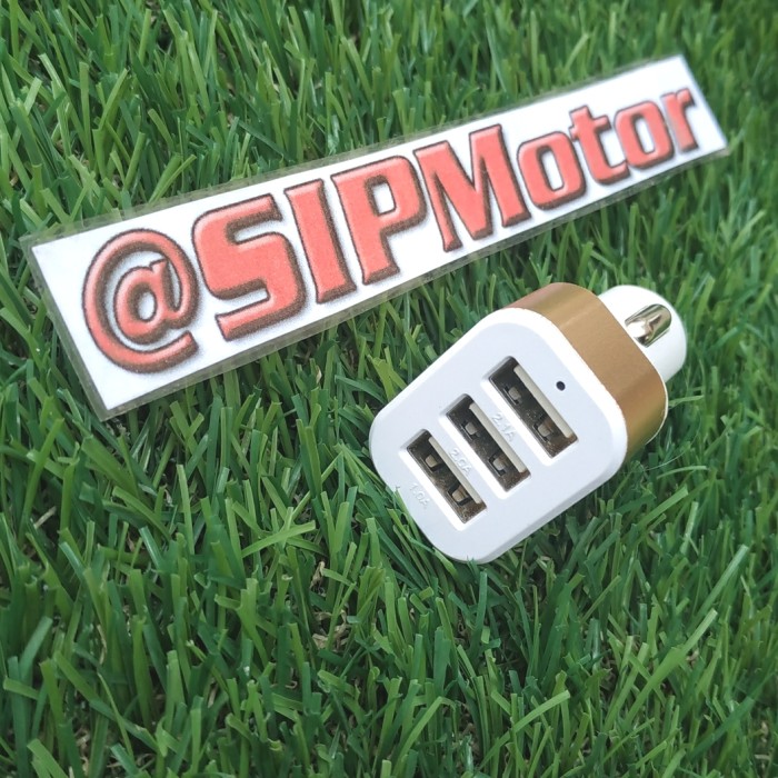 Car Charger Casan HP Mobil 3 Port USB Xiaomi Samsung Iphone Oppo DLL