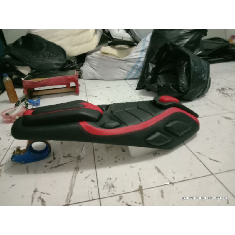 jok vario 125 old predator kulit full MBTech
