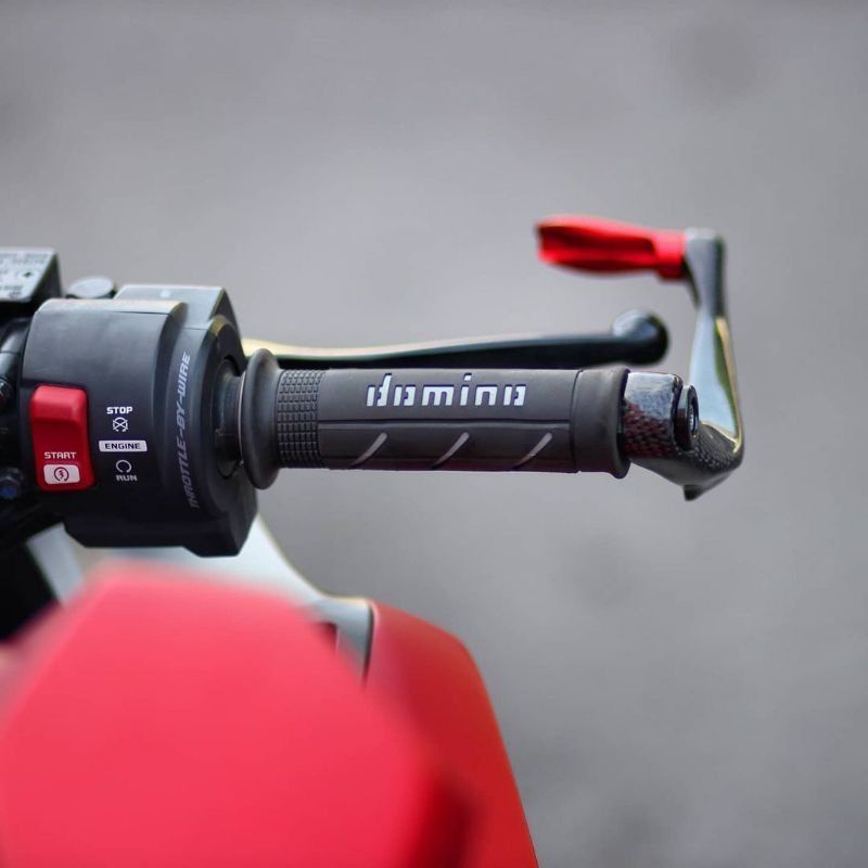 Handgrip Motor Handgrip Domino Garis Universal Nmax,Aerox,Pcx,Vario,R15,Vixion,Cbr150r,Ninja Dll