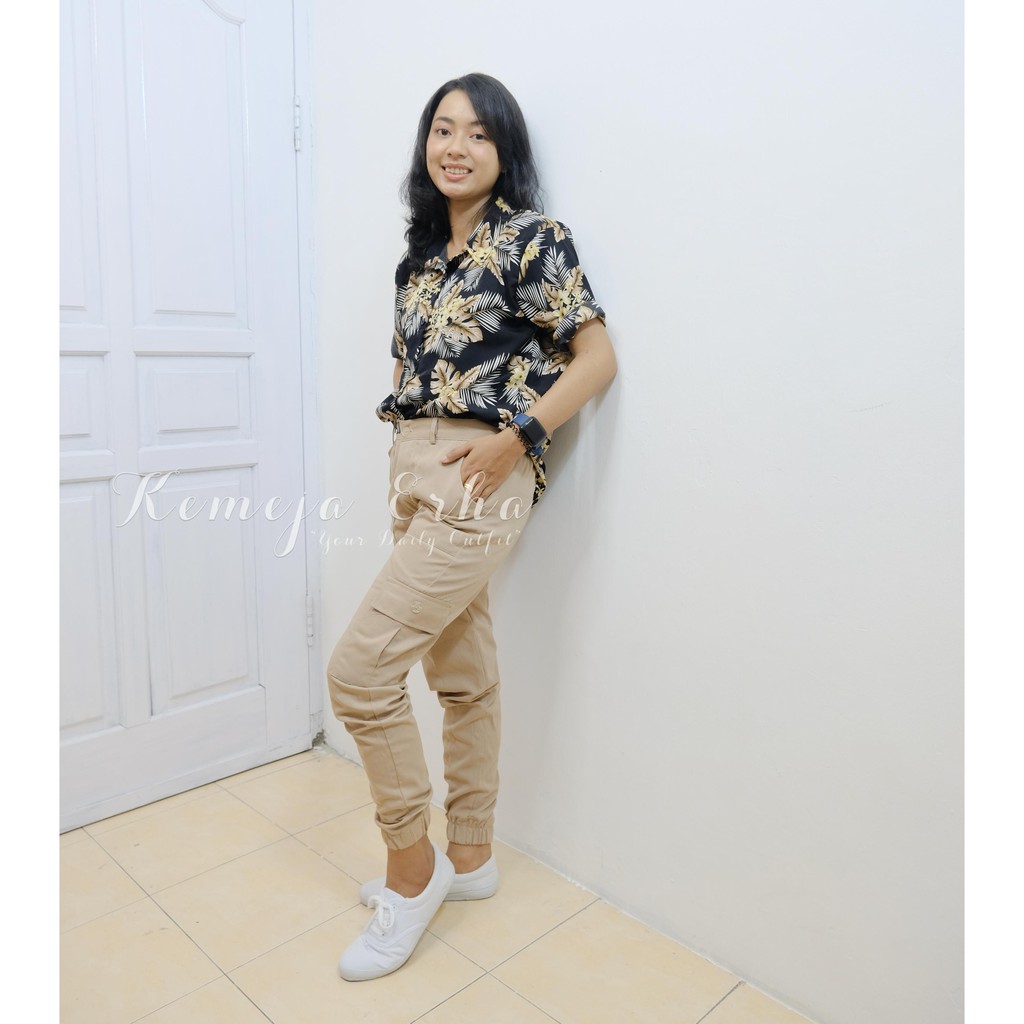 Blouse Wanita Baju Atasan Wanita Motif Tropical Hitam