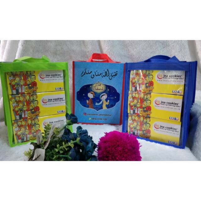 

Ina Cookies Paket Hemat kue lebaran