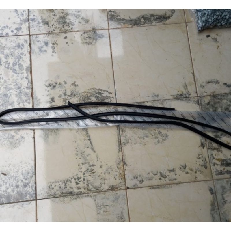 Karet Kaca Besar Depan Vios Gen 3