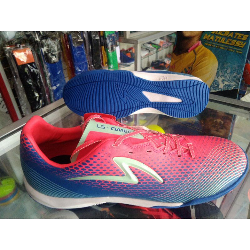 sepatu futsal SPECS LS OMEGA in