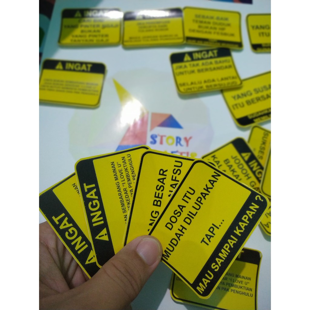Sticker Warning Perhatian Kata Lucu Kocak Bahan Glosy Chromo