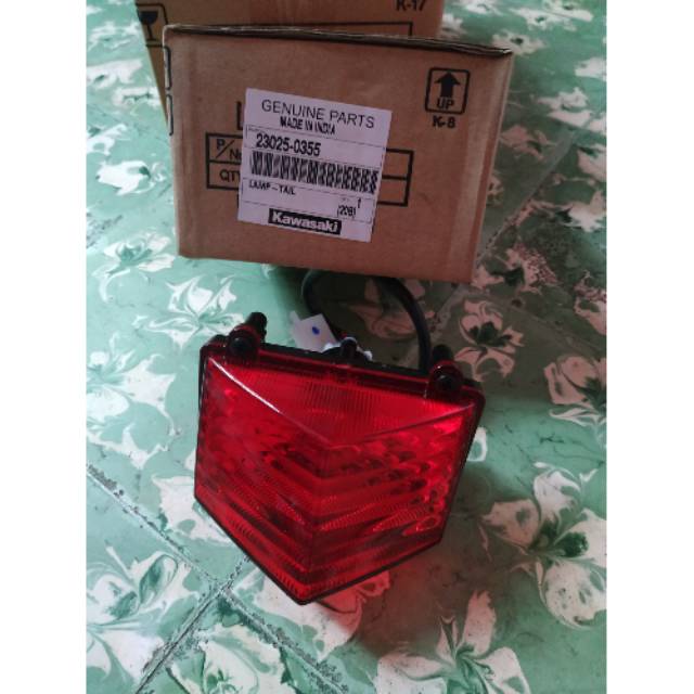 lampu belakang klx