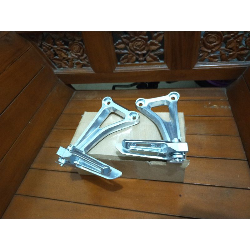 footstep postep cbr650r import postep cbr650