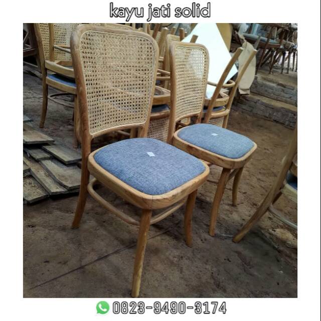Kursi cafe kursi makan kursi cafe jati kursi cafe rotan Kursi cafe kursi makan kursi cafe jati kursi cafe rotan