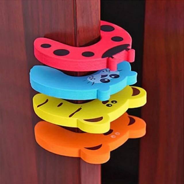 1 pcs DOOR PROTECTOR &amp; STOPPER - Pengganjal &amp; Penahan Pintu Karet Busa chn ganjal ganjel pintu bayi