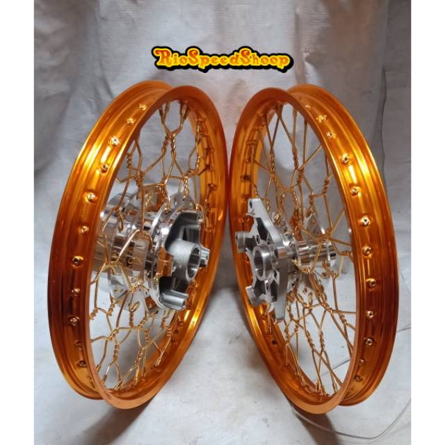 Velg Cb150R New Led Atau Old JariJari Kepang Velg Gold