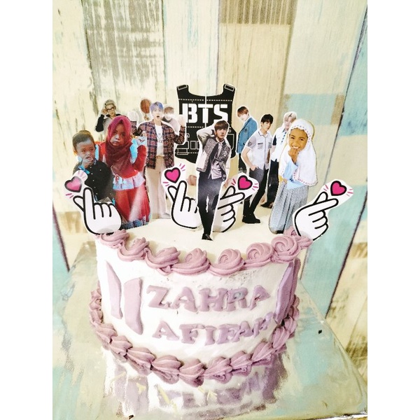 

kue ultah tema bts ukuran 18cm