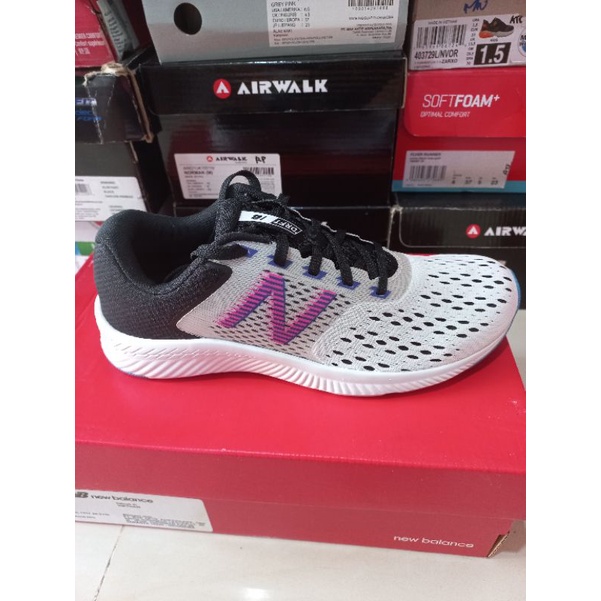 NewBalance WDRFTRW1 sz 37