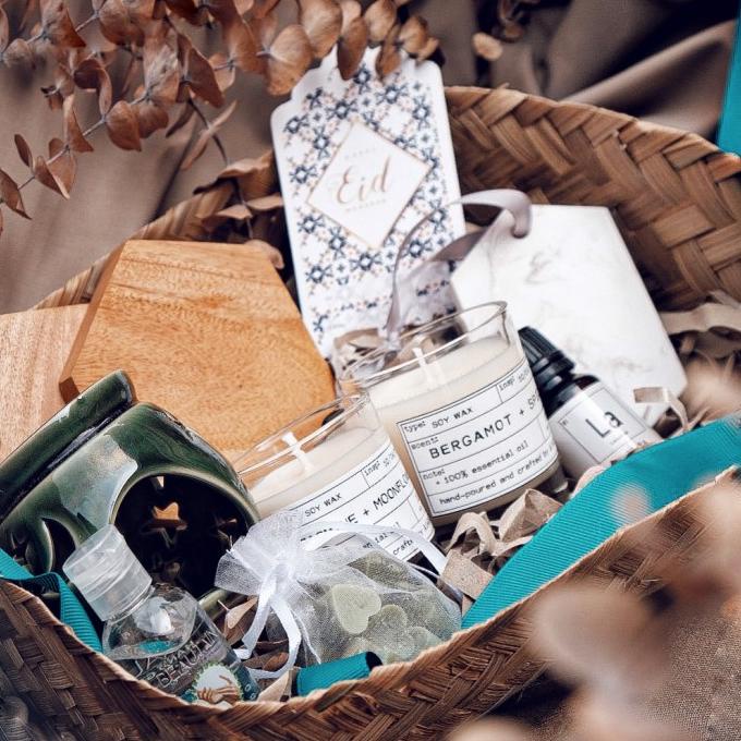 

TERBARUU!! Premium hampers parcel birthday gift by aurora.scent COD