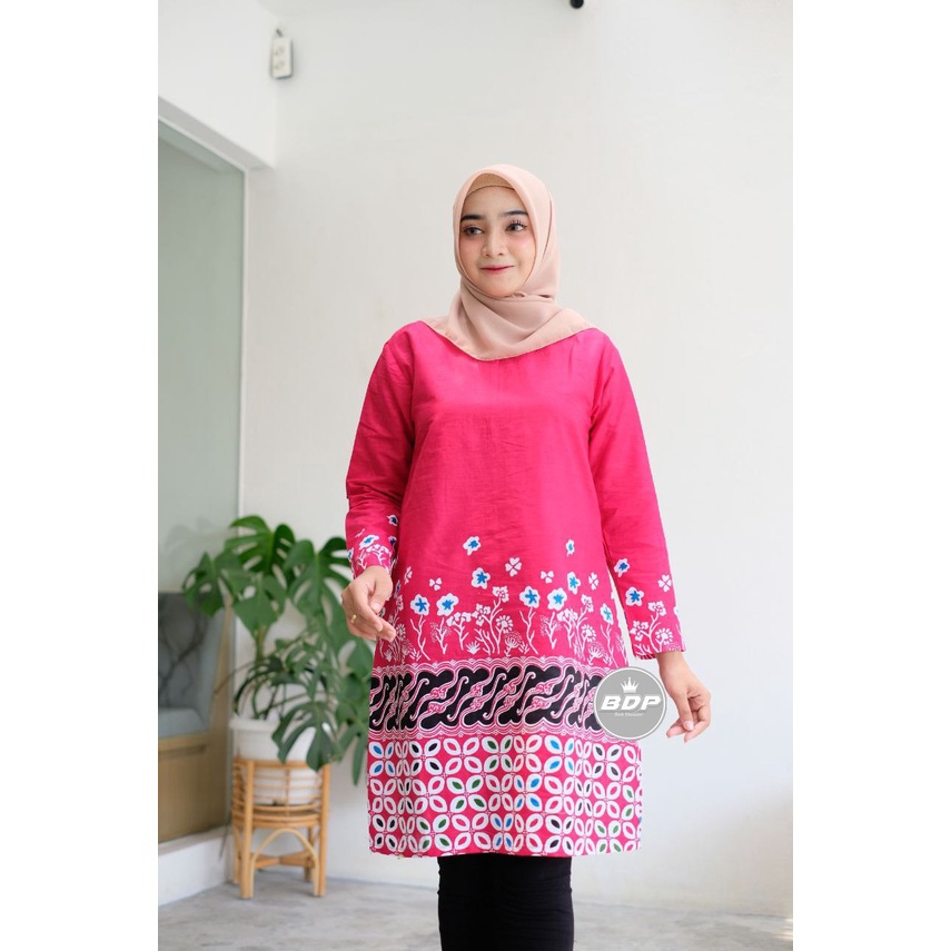 Dianputri -  Atasan Batik Wanita Lengan Panjang Motif Sakura Merah-2