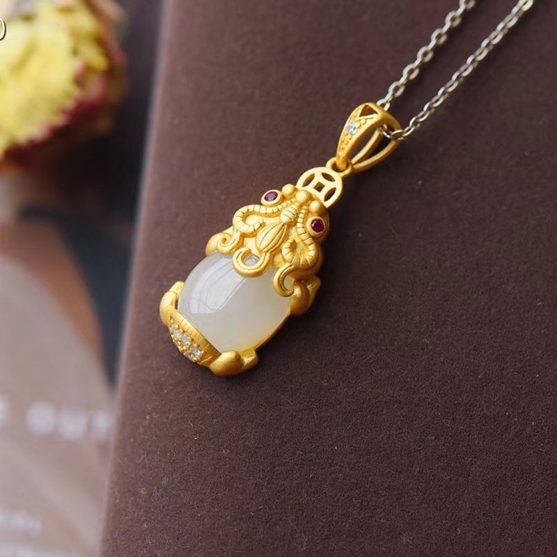 [Ready Stock]Fashion New Gold-Plated Inlaid Jade Brave Troop Necklace Pendant