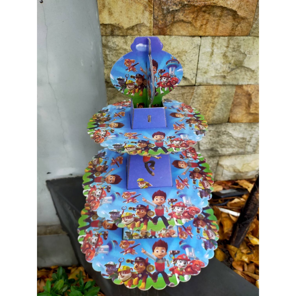 Tatakan Kue Ulang Tahun 3 Tingkat Motif Karakter / Cupcake Stand 3 Susun / Tier Cake Stand