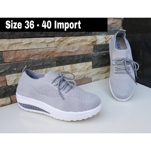 Sepatu VDM import