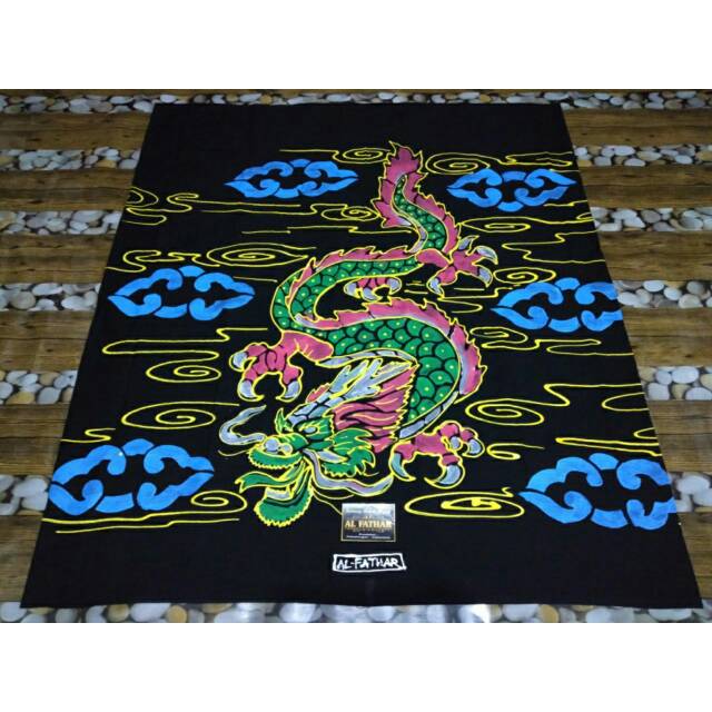 

SARUNG LUKIS MOTIF NAGA