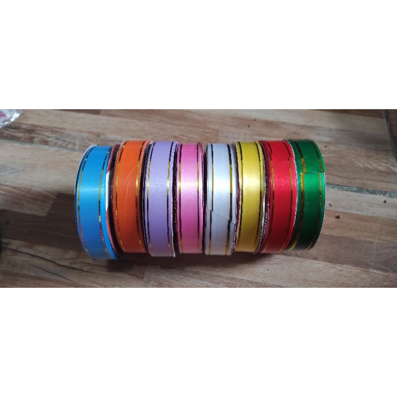 

pita jepang list emas/ pita kado (2cm)