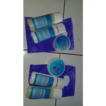 Lotion pemutih LW WHITENING LOTION:*