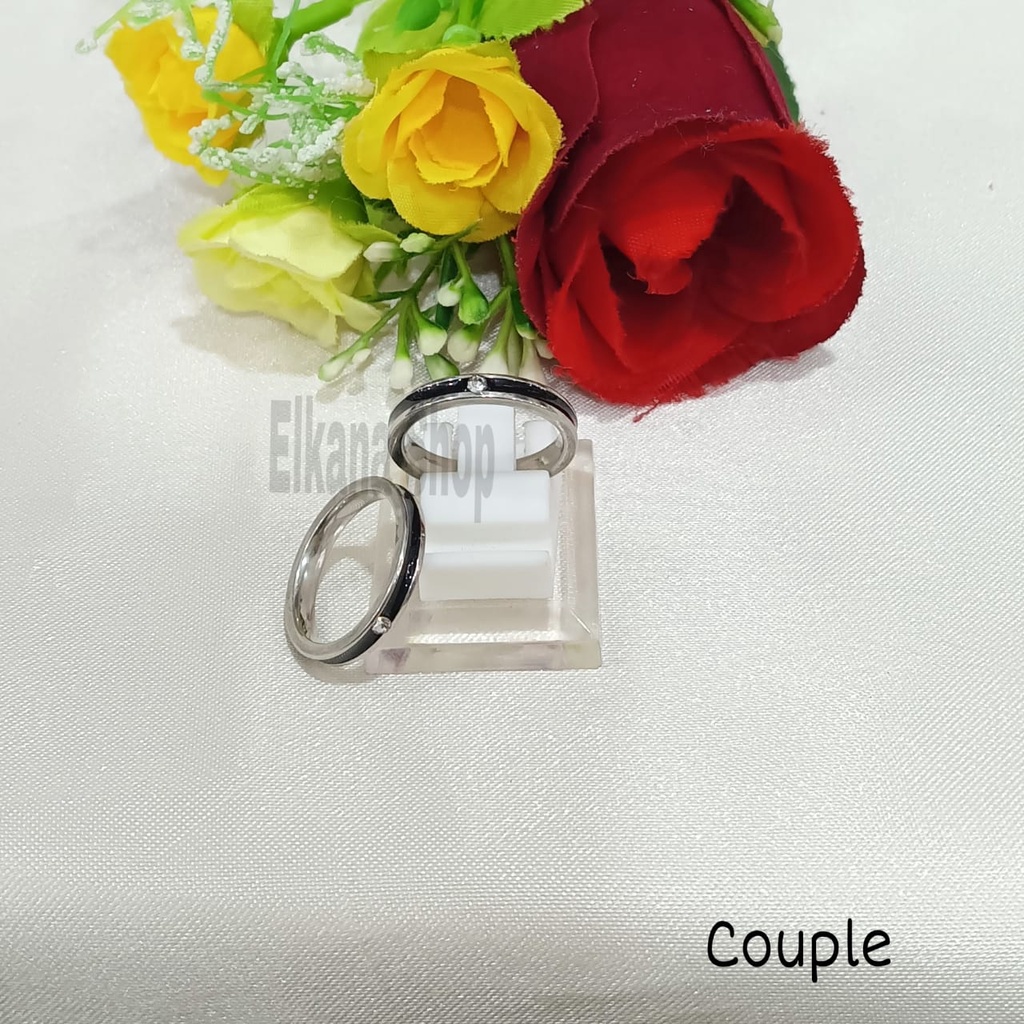 CINCIN COUPLE TITANIUM BLACK BERKELAS PERHIASAN ANTI KARAT&amp;ANTI LUNTUR