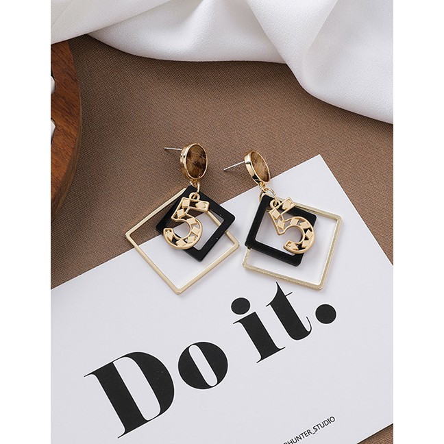 LRC Anting Tusuk Fashion Number 5 Plush Leopard Geometric Square Openwork Number 5 Earrings D20795