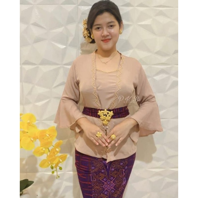 Kebaya bali jadi MOSCREPE PAYET MUTIARA (kebaya saja)