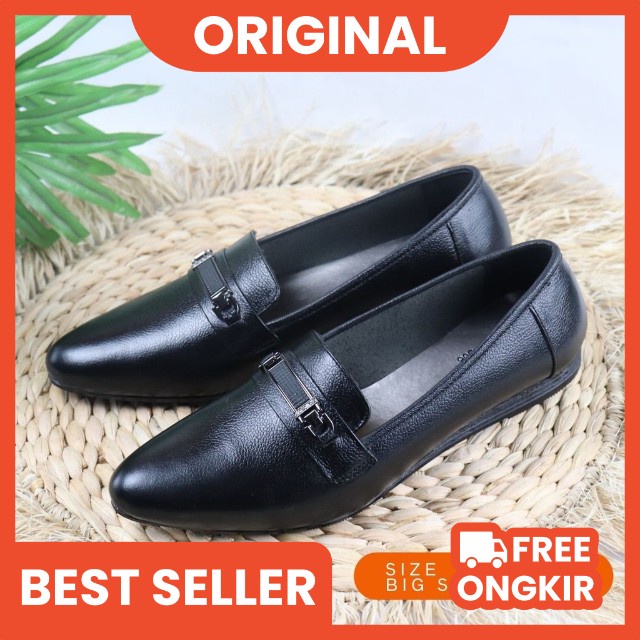 Sepatu Wanita Kerja Kantor Pantofel Flat Shoes Kulit Asli CPC 1306 Hitam